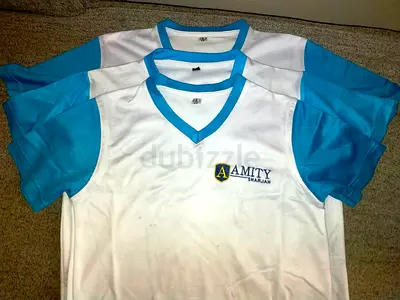 Uniform Amity Sharjah school