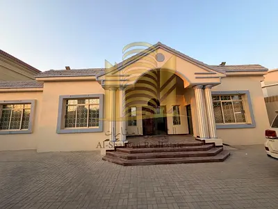 فيلا واسعة بالرقايب كهرباء مواطن بدون تصديق