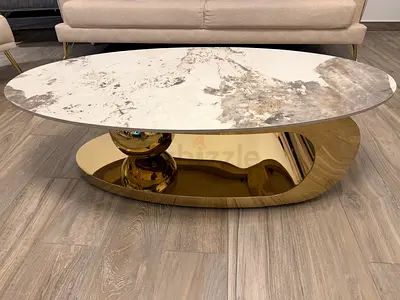 Set of Modern oval marble-top coffee table and Round marble-top coffee table