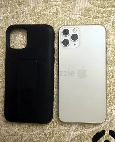 iPhone 11 Pro 512GB Silver – Excellent Condition