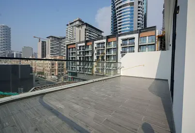 Bright 2BR Apartment | Miami by Samana | City & Pool Views | Large Terrace