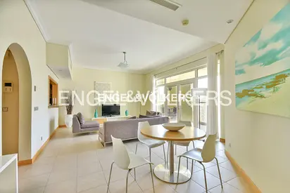 Unfurnished/Furnished| Chiller Free | Beach Access