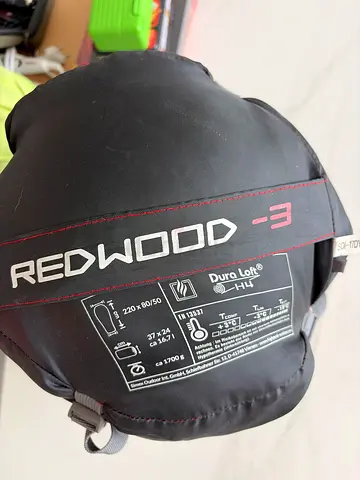 Redwood E-3 Compact Sleeping Bag in Carry Sack - Good Condition