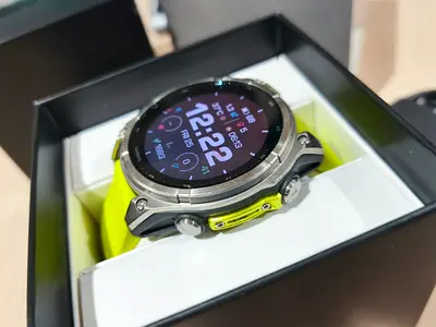Fenix 8 Solar Sapphire Titanium