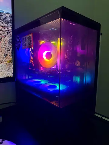 Processor: Intel Core i5-14400F
* Graphics Card: GeForce RTX 4060 OC
* RAM: 16GB
* Storage: 1TB SSD