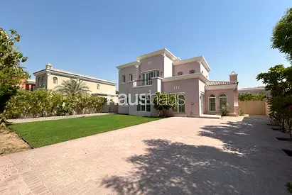 White Wood | Large Plot | Available Now