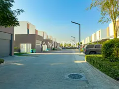 Contemporary Villa | High‑End Designer Finishes | Resale Home of Distinction