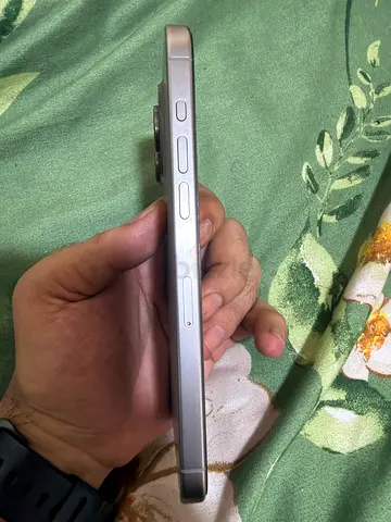 iPhone 15 pro max Natrul Titanium 256gb TRA 1 Physical Sim Water proof- Good Condition, Unlocked