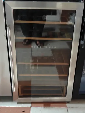 Hoover 33 bottle dual zone wine fridge