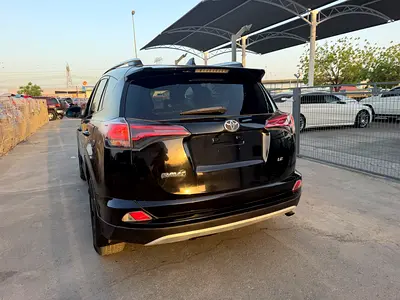 Toyota RAV4 LE 2017 American Specs in Excellent Condition