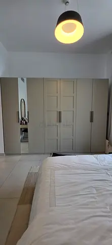 Large 6 &1/2-door wardrobe with mirrored panel - neutral beige