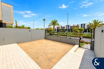 AL RANIM 5 | 3 BEDROOM G+1 | ROAD BACKING