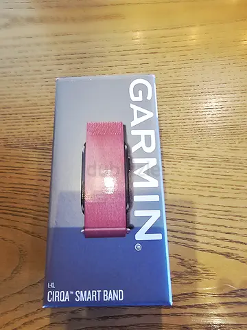 Garmin Cirqa Navy blue and bicep strap new.
