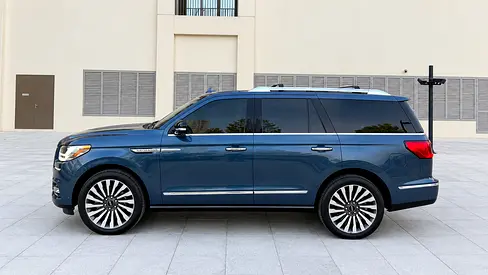 صورة 4 لـ 2018 Lincoln NAVIGATOR