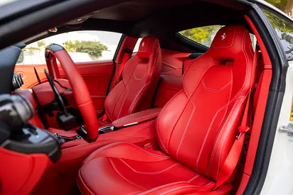 صورة مصغرة 15 لـ 2014 Ferrari F12 BERLINETTA