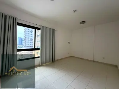 BIGGEST APARTMENT!!2BHK APARTMENT WITH BALCONY AND CENTRALISED AC AND CENTRALISED GAS JUST IN 40k