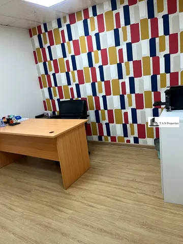 Chiller Free ||Spacious Independent office ||
