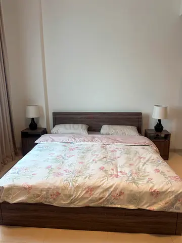 Modern Wooden King Bed Frame with mattress, Nightstands and Dresser Set