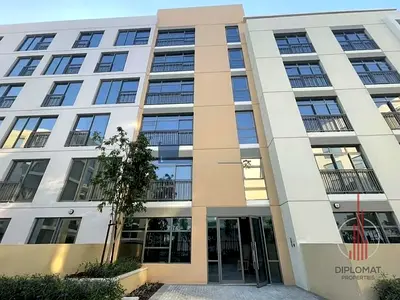 GOOD PRICE| AMAZING AMENTITIES| COMMUNITY VIEW