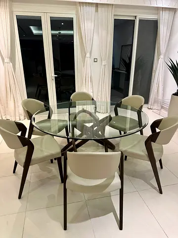 Elegant Round Glass Dining Table with 6 Cream Chairs