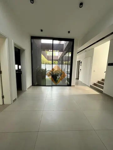 Ultra-Spacious Signature 5-Bedroom Villa With Elevatored | Grand Layout & Luxury Living