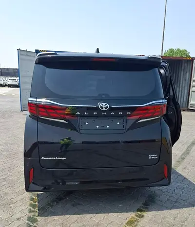 Toyota Alphard Executive Lounge 2024 Japanese Specs