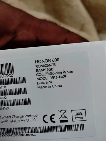 Honor 600