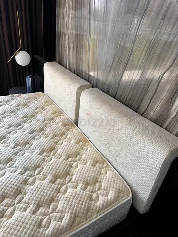 Excellent condition Ebarza bed with mattress and sides table