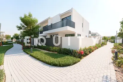 Park Backing | True Corner | Area Specialist