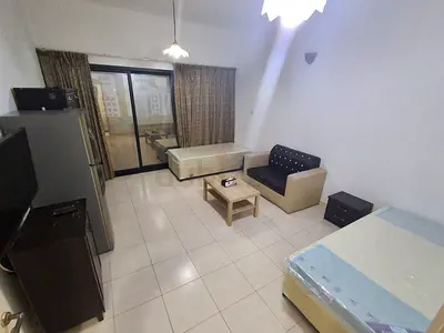 FULLY FURNISHED ROOM WITH BALCONY FOR BACHELORS (AVAILABLE END OF MONTH)