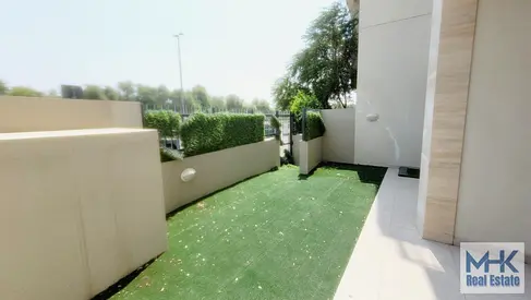 Large 4 bed +maid in Nasayem Avenue , Mirdif Hills