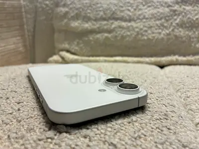 White iPhone 17 in good condition - 512GB (Unlocked)?