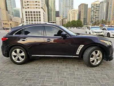 2010 Infiniti FX35 / FX45 Standard American Specs