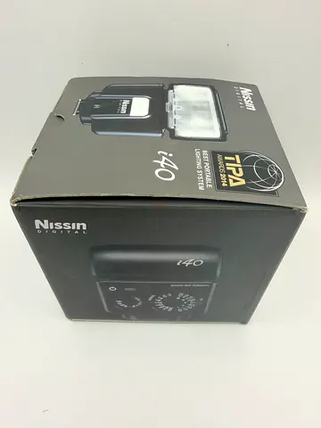Nissin i40 Flash for Sony cameras