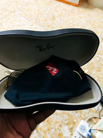 Ray-Ban eyeglasses with hard case and cleaning cloth