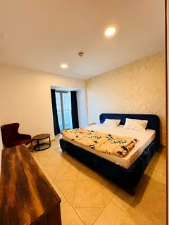 Newly Furnished Executive Grand Master Room close to Tram Station in Marina