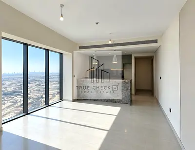 2 Bedrooms | Unfurnished | Open-Plan Layout | High Floor