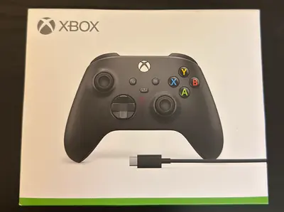 Xbox controller (old version) in new box