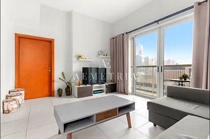 Marina view/ Furnished /Fully equipped kitchen
