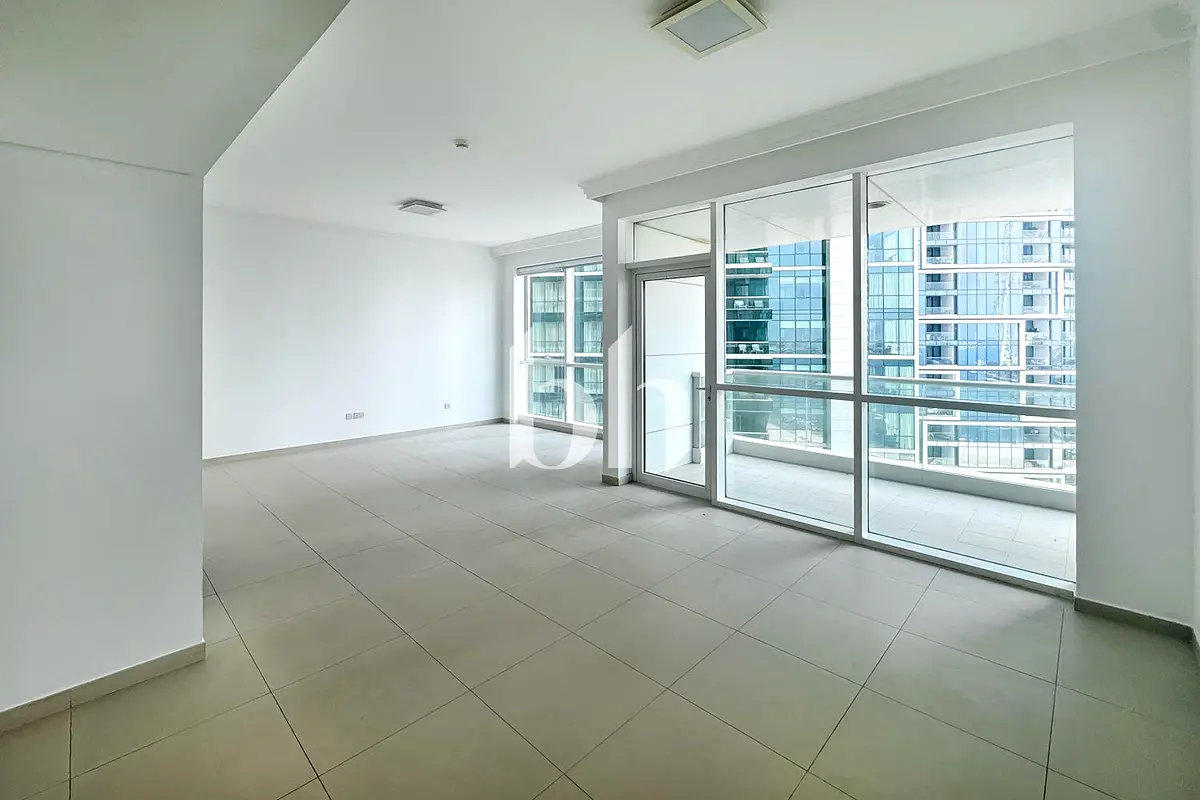 Vacant Now | Premium | Beachfront Living