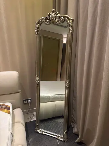 Ornate Full-Length Standing Mirror – 176 × 50 cm – Silver