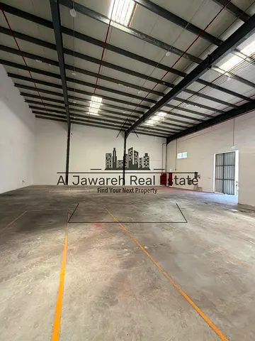 Property Type: Warehouse for Rent Location: Umm Al Quwain Property Area: 4000 sq ft Property Details: 25 kW Al-Jawarih Real Estate, spe
