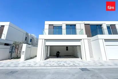 District One | Community Views | C Villas