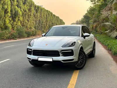 صورة 1 لـ 2022 Porsche CAYENNE