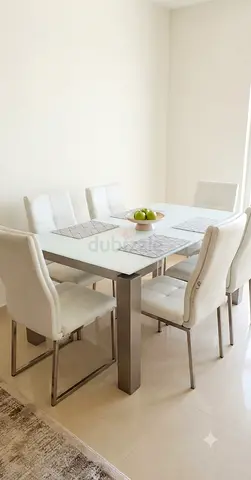 Dining table with 6 chairs and buffet.. Sharjah, Majaz 2