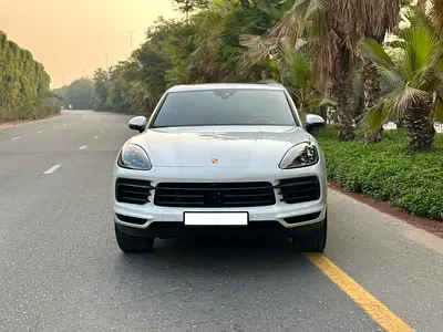 صورة 4 لـ 2022 Porsche CAYENNE
