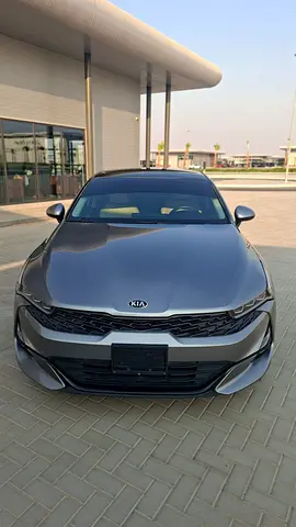 2021 KIA K5 photo 2