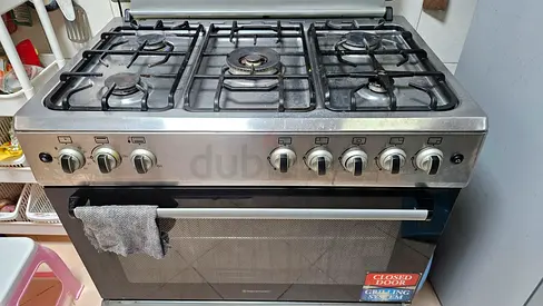 Stainless Steel 5-Burner Gas Stove with Oven - Good Working Condition