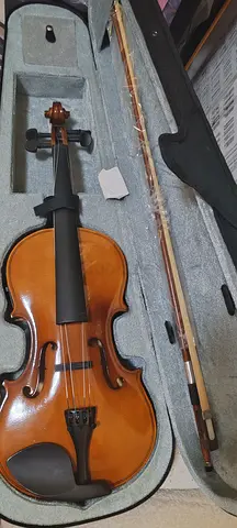 Used 4/4 Violin with Case and Bow - Good Working Condition