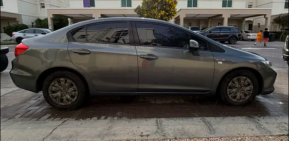 Honda Civic 2012 EXi GCC Specs